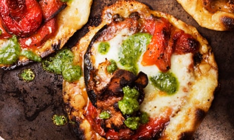 Finger food: roast peppers, guanciale and pesto pizzette.