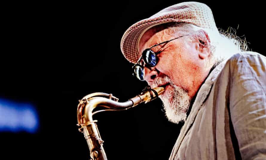 Lloyd playing in Antwerp in 2019