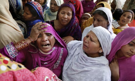 Pakistani Christian women mourn the death of a loved one killed in the Lahore bombing.