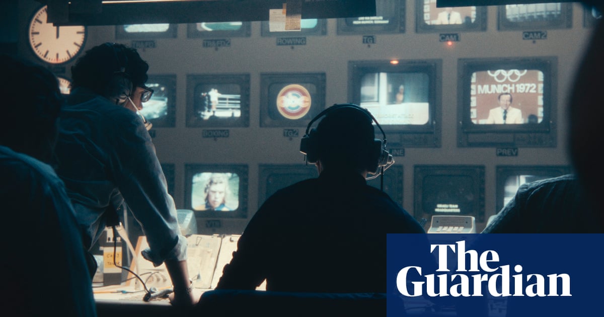 ¿Podemos mostrar a alguien siendo disparado?: la tensa y verdadera historia detrás del 5 de septiembre | Película ¿Podemos mostrar a alguien siendo disparado?: la tensa y verdadera historia detrás del 5 de septiembre | Película