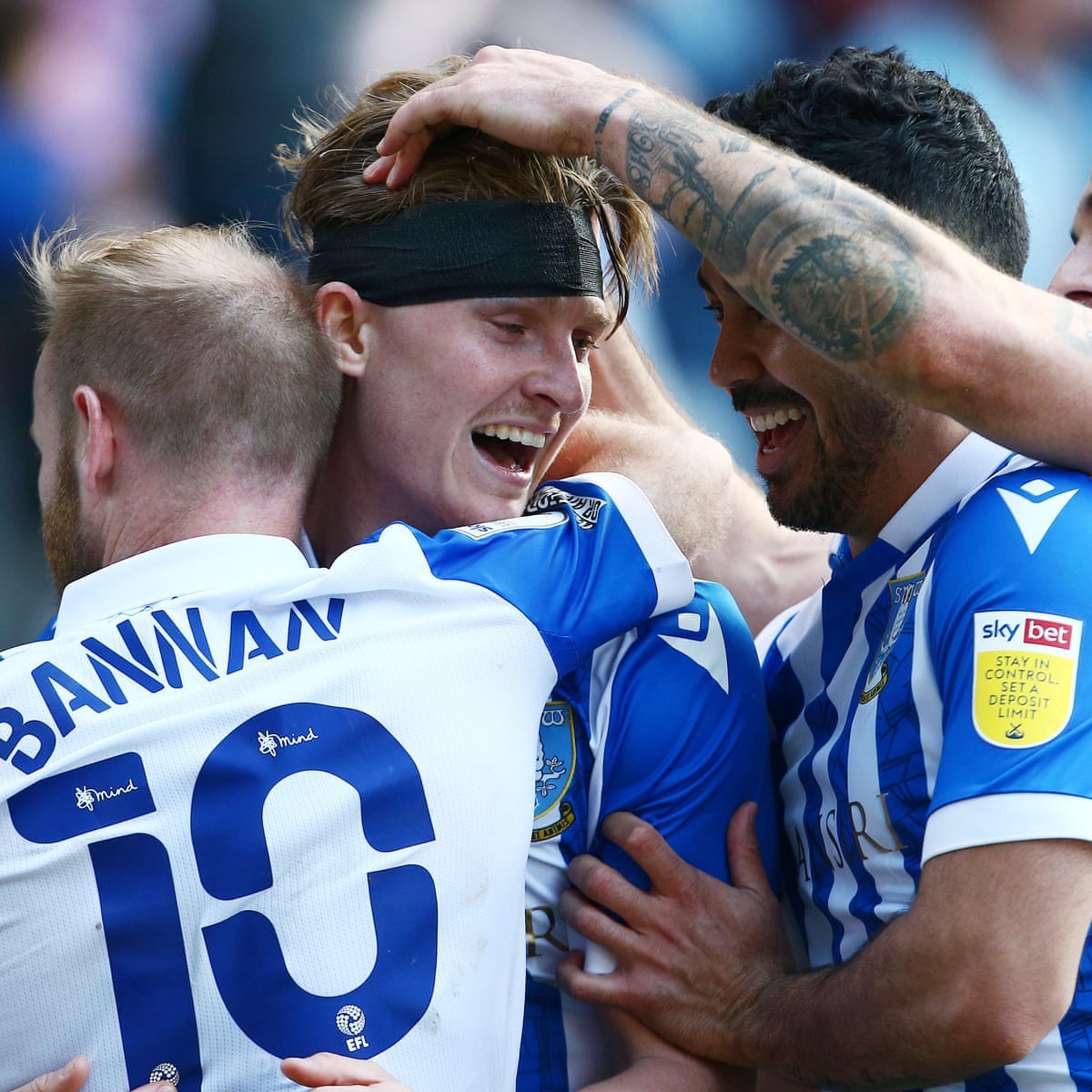 Football League Roundup Sheffield Wednesday Climb Into Top Six With Win Football League The Guardian Football League Roundup Sheffield Wednesday Climb Into Top Six With Win Football League The Guardian