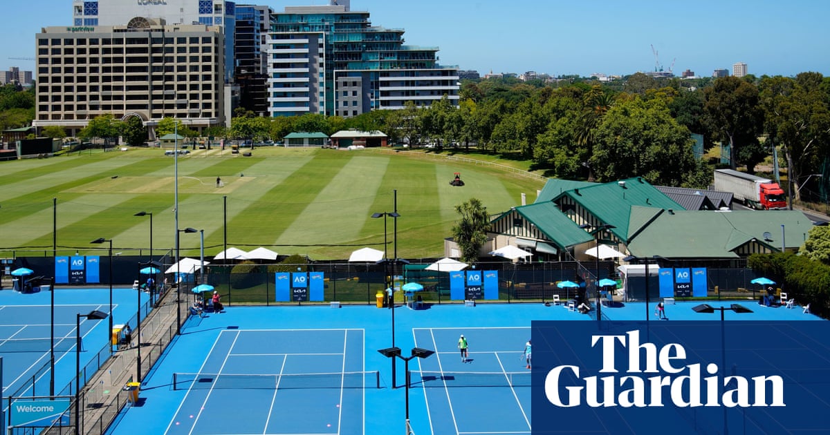 Australian Open tennis players leave quarantine as those remaining express frustration