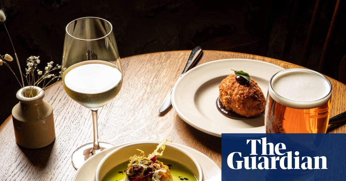 30 of the best UK pubs for an autumn escape with great food