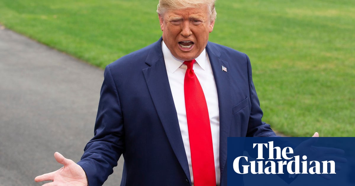 Trump says Ukraine and China should investigate the Bidens – video 1