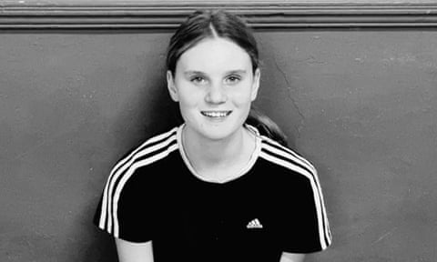 An undated photo of Holly Newton issued by Northumbria police dqxikeidqkikdinv