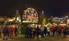 Dresden’s market after dark with big wheel