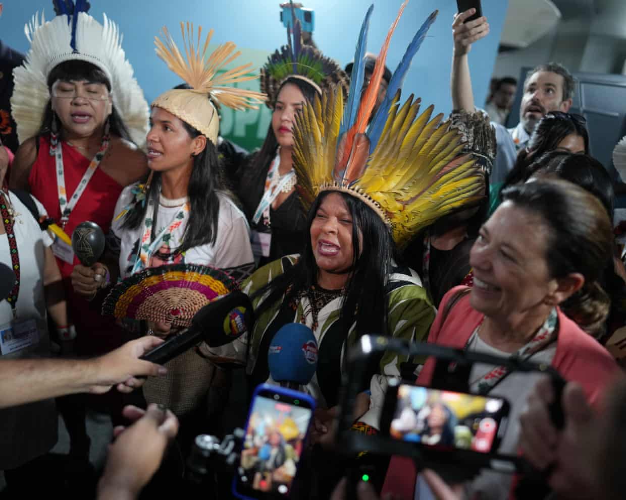 Las principales cadenas de televisión estadounidenses no participan en las negociaciones climáticas de la COP30: «Se están perdiendo mucho» Las principales cadenas de televisión estadounidenses no participan en las negociaciones climáticas de la COP30: «Se están perdiendo mucho»