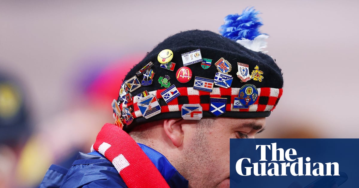 Are smartphones eroding the experience of watching football?