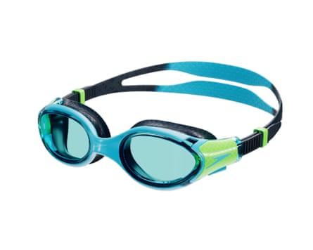 Blue and green kids’ goggles