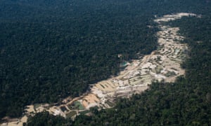Sitio minero de oro llamado Coringa (garimpo do Coringa), ubicado dentro de la Tierra Indígena Baú. 13 de agosto de 2020.