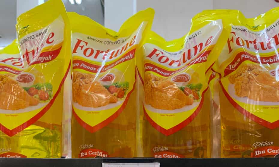 Bags of cooking oil in Indonesia