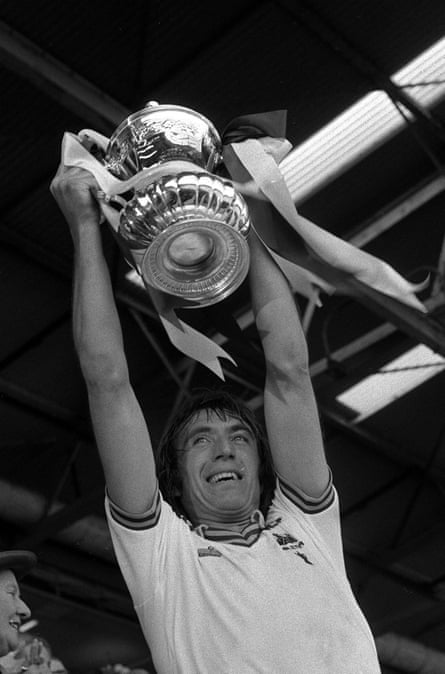 Billy Bonds lifts the FA Cup in 1980 after West Ham’s 1-0 win against Arsenal