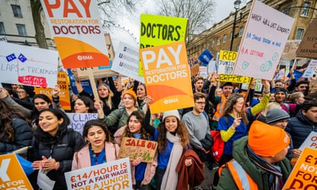 ‘Harrowing’ work pressure giving NHS junior doctors panic attacks, study finds