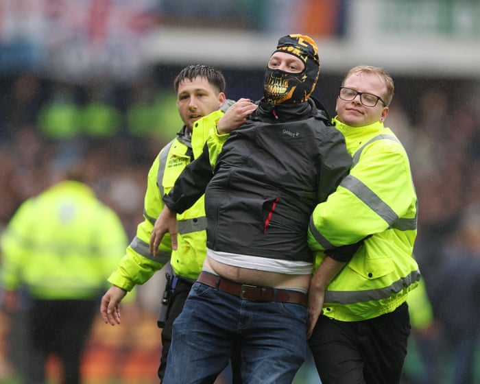Championship roundup: Coventry thrash Wednesday on bleak day for Sheffield