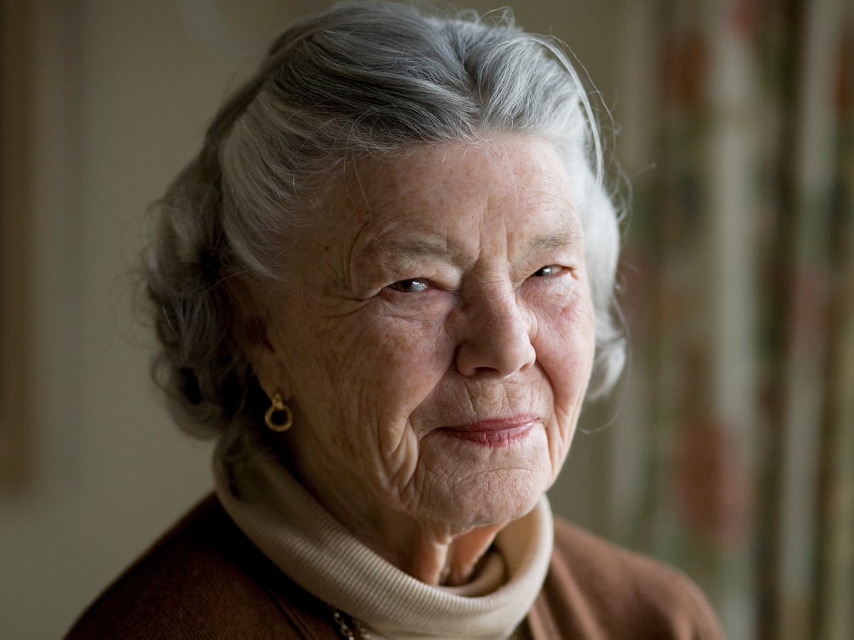 Rosamunde Pilcher Author Of The Shell Seekers Dies Aged 94 Books The Guardian