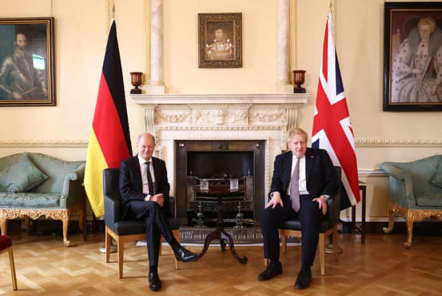 Boris Johnson (right) with German chancellor Olaf Scholz ahead of a bilateral meeting at 10 Downing Street, London. Picture date: Friday April 8, 2022. PA Photo. See PA story POLITICS Ukraine. Photo credit should read: Tom Nicholson/PA Wire