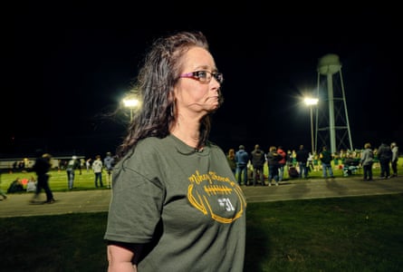 استفانی شولس، مادر مایکل. او پس از مرگش جگر او را دریافت کرد.