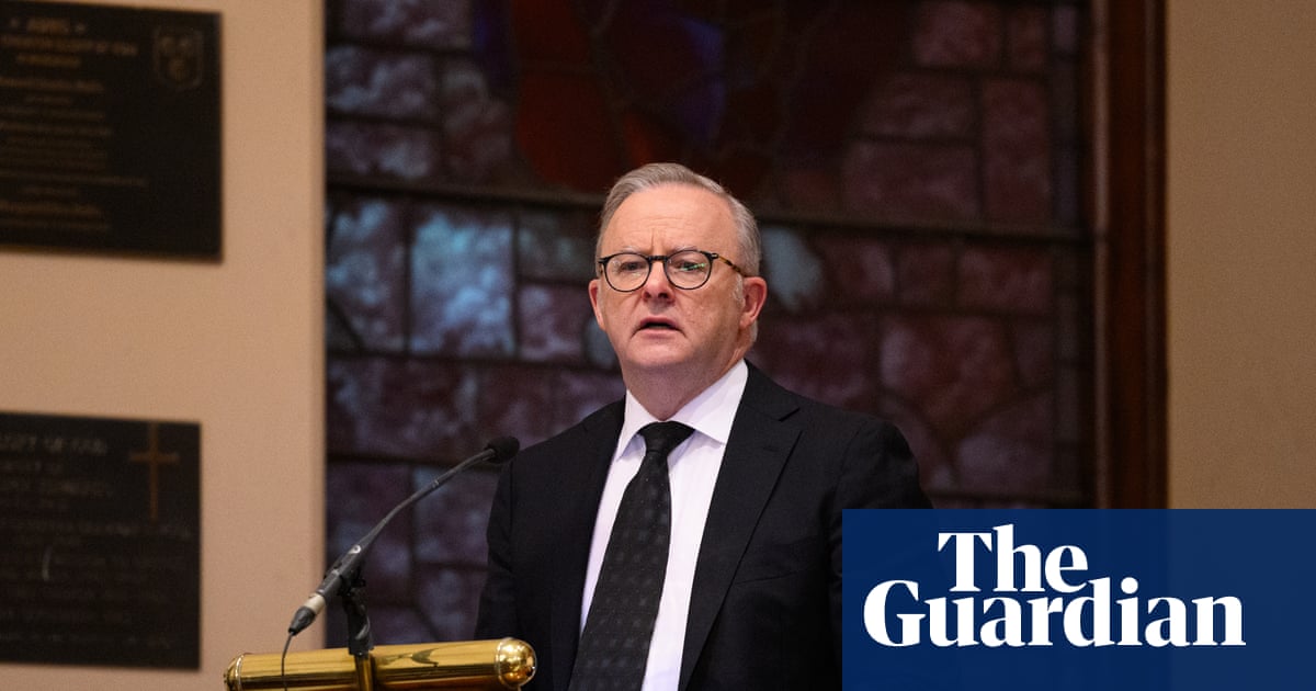 PM farewells ‘colourful’ Graham Richardson at state funeral as Labor chooses to forgive and forget