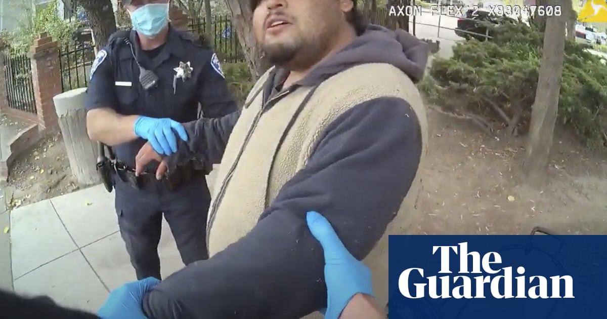 California man dies after police pin him to ground for five minutes