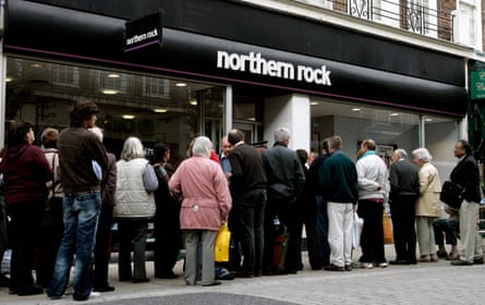 Customers queue to withdraw their savings from a branch of Northern Rock in 2007.