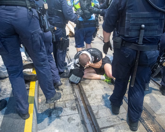 Image accompanying the story: ‘Limited evidence’ of protester violence at Sydney demonstration against Israeli president Isaac Herzog visit