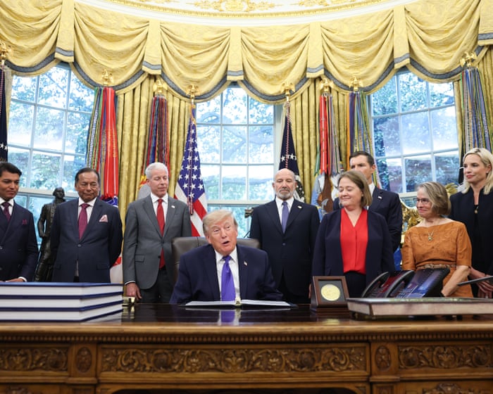 Trump unveils plan for $15bn Iowa steel plant he calls biggest in US history
