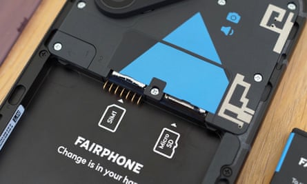 The sim and microSD card slots of the Fairphone 5.