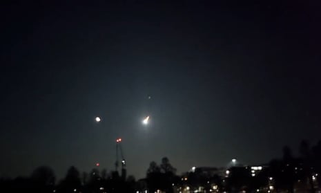 Asteroid burns over Channel after entering Earth's atmosphere – video