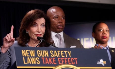Kathy Hochul, the state governor, Eric Adams, the New York City mayor, and the NYPD commissioner Keechant Sewell at a press conference in August.