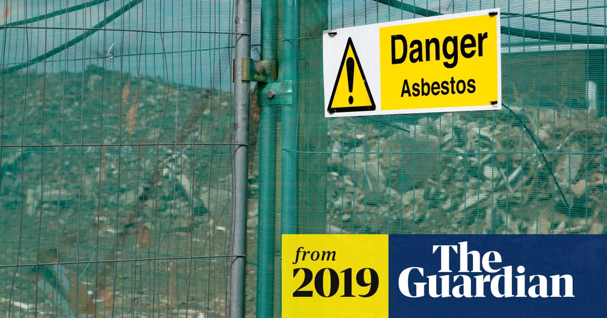 700 English schools reported over asbestos safety concerns