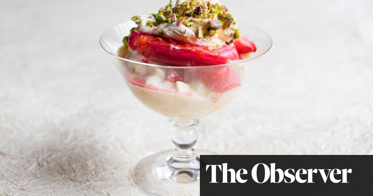 Nigel Slater’s recipe for rhubarb and custard sundae