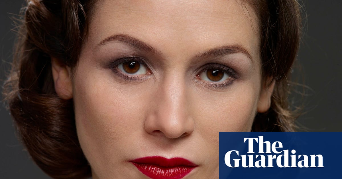 Yael Stone On Orange Is The New Black I Wasn T Sapphic Enough To