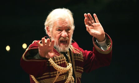 Ten years after his RSC performance, Ian McKellen returns to the role of King Lear.