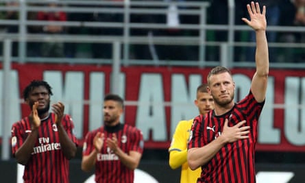 Milan’s Ignazio Abate bids farewell to the fans.