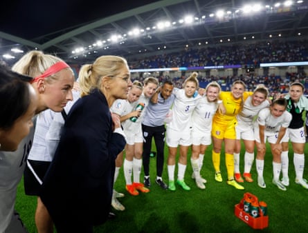 England manager Sarina Wiegman speaks to her players after their Euro 2022 quarter-final victory over Spain.