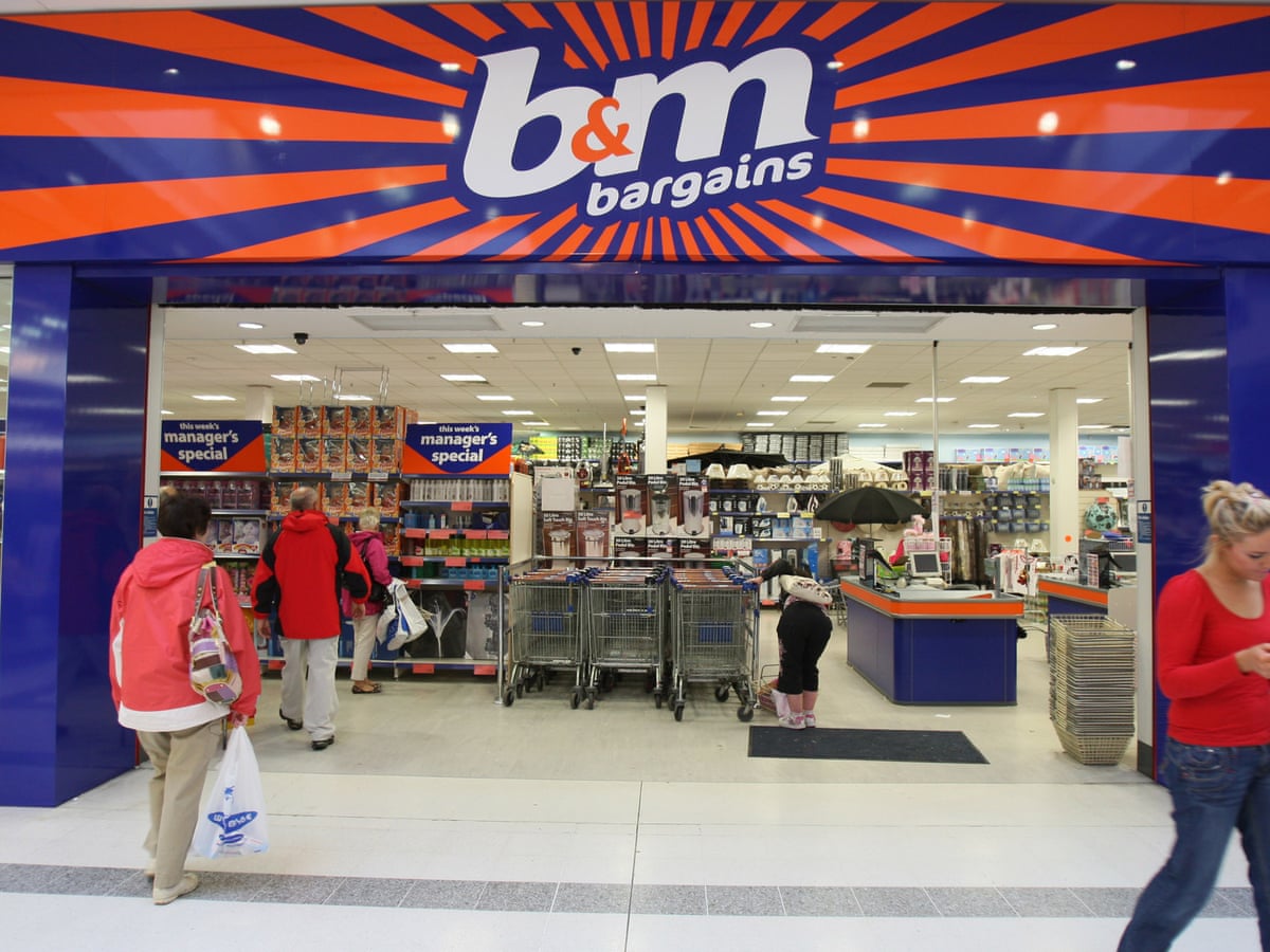 backers of cut price chain b m make 1bn profit on their investment retail industry the guardian