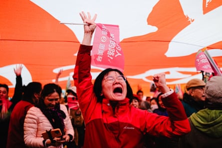 Taiwan enjoys a somewhat chaotic election campaign trail. A DPP supporter makes her feelings known in Taipei on Thursday.