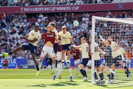 Tomas Soucek scores a header.