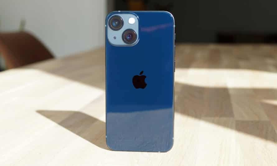 iphone 13 mini review