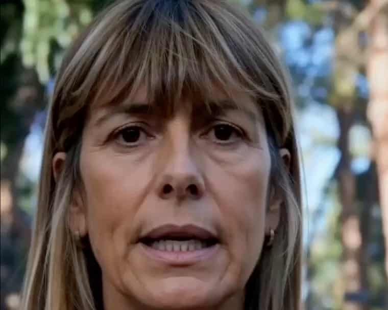 A likeness of Begoña Gomez looking at the camera.