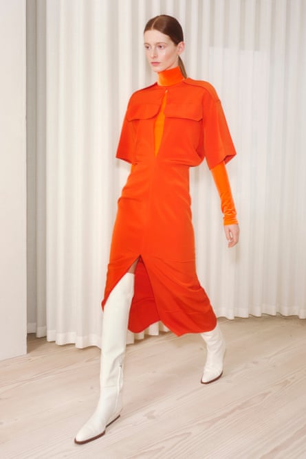 Victoria Beckham's brand goes back to 'feminine and curvy' | Fashion | The Guardian Victoria Beckham's brand goes back to 'feminine and curvy' | Fashion | The Guardian