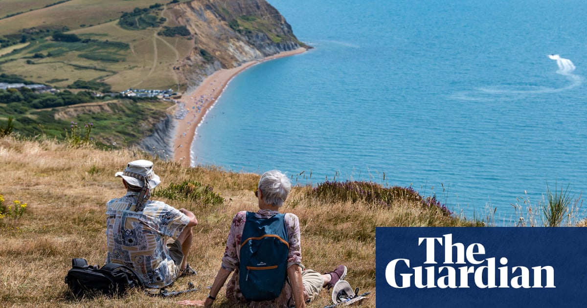 ‘My happy, safe world was turned upside down’: how Covid hit England’s over-50s | Coronavirus ‘My happy, safe world was turned upside down’: how Covid hit England’s over-50s | Coronavirus
