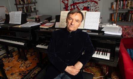 ‘J’avalais tout le piano’ : Stephen Hough sur la vie de prodige – et jouant pour Jimmy Savile |  Musique classique