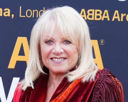 Elaine Paige