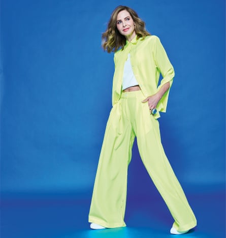 Trinny Woodall - HOW TO WEAR cropped wide leg trouser IF YOU ARE