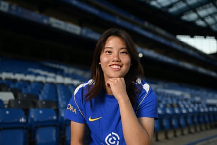 Manaka Matsukubo astatine her Chelsea unveiling