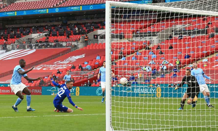 Hakim Ziyech scores for Chelsea with goalkeeper Zack Steffen caught out of position.