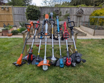 Eight cordless and corded grass trimmers, tested side by side
