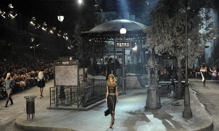 Supermarket sweep as 'riot' breaks out for Karl Lagerfeld's Chanel  collection, Chanel