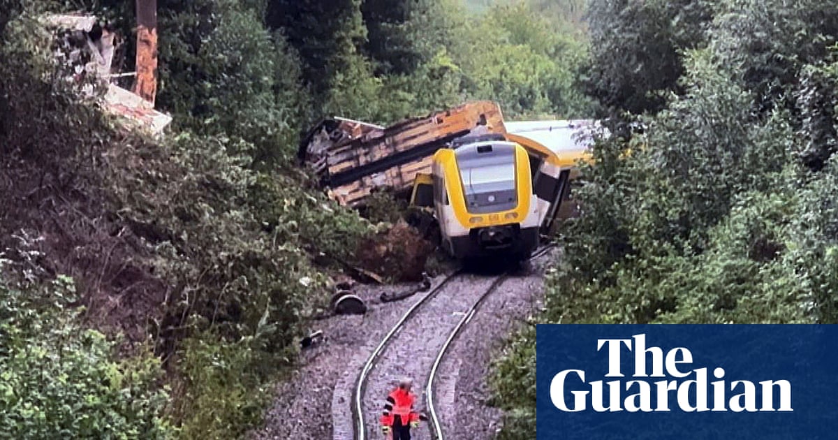 At least three people killed after train derails in southern Germany